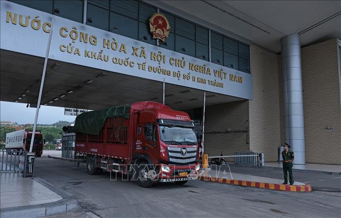 Đến chiều 311, cơ bản giải quyết tình trạng ách tắc hàng hóa tại nhiều cửa khẩu