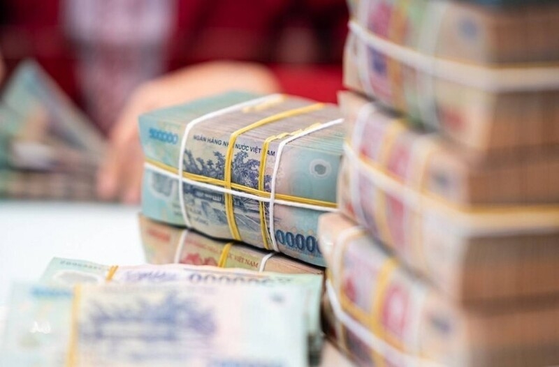 Lãi suất liên ngân hàng tăng liên tiếp NHNN ra tay hỗ trợ thanh khoản