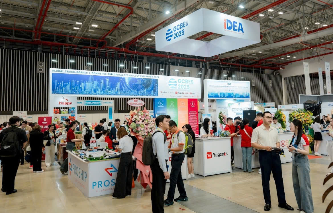 Bán hàng không biên giới cơ hội đi cùng áp lực