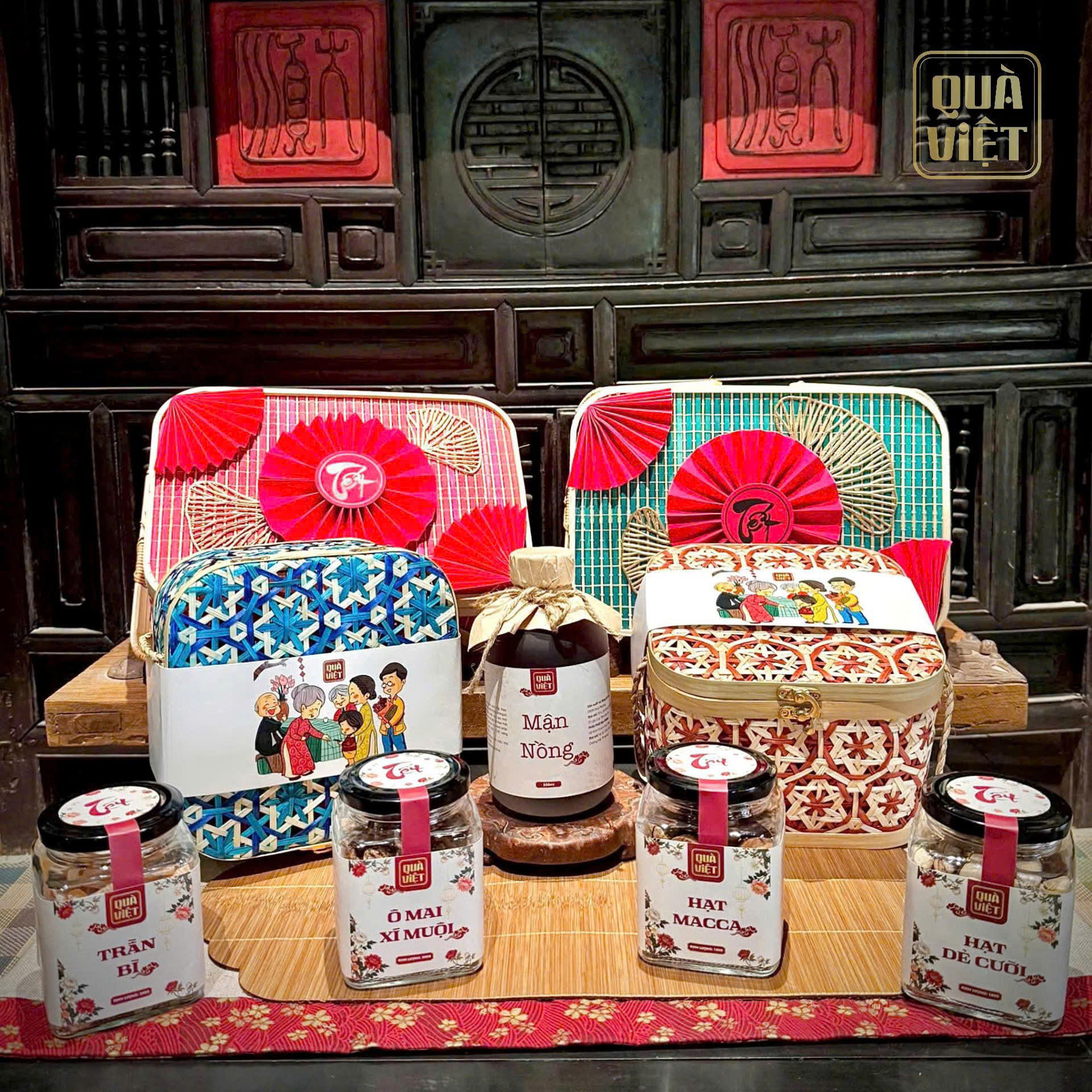 Giỏ quà Tết không còn một màu ngoại nhập