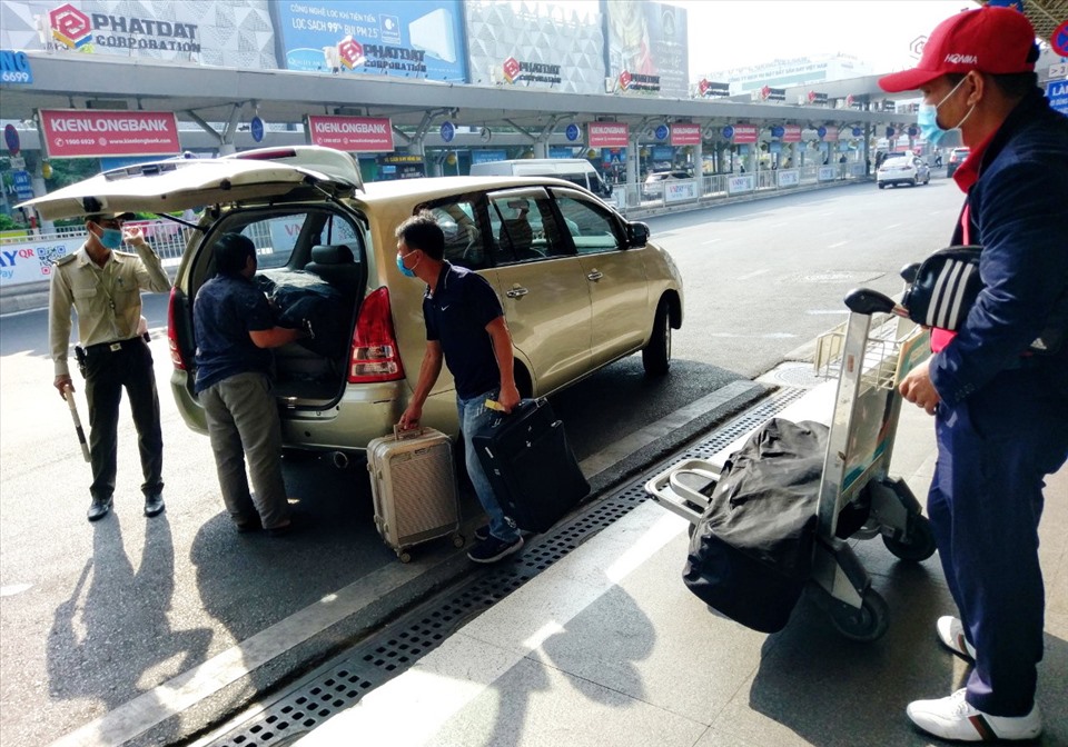 Đừng để taxi chặt chém trở thành nỗi xấu hổ của du lịch Việt