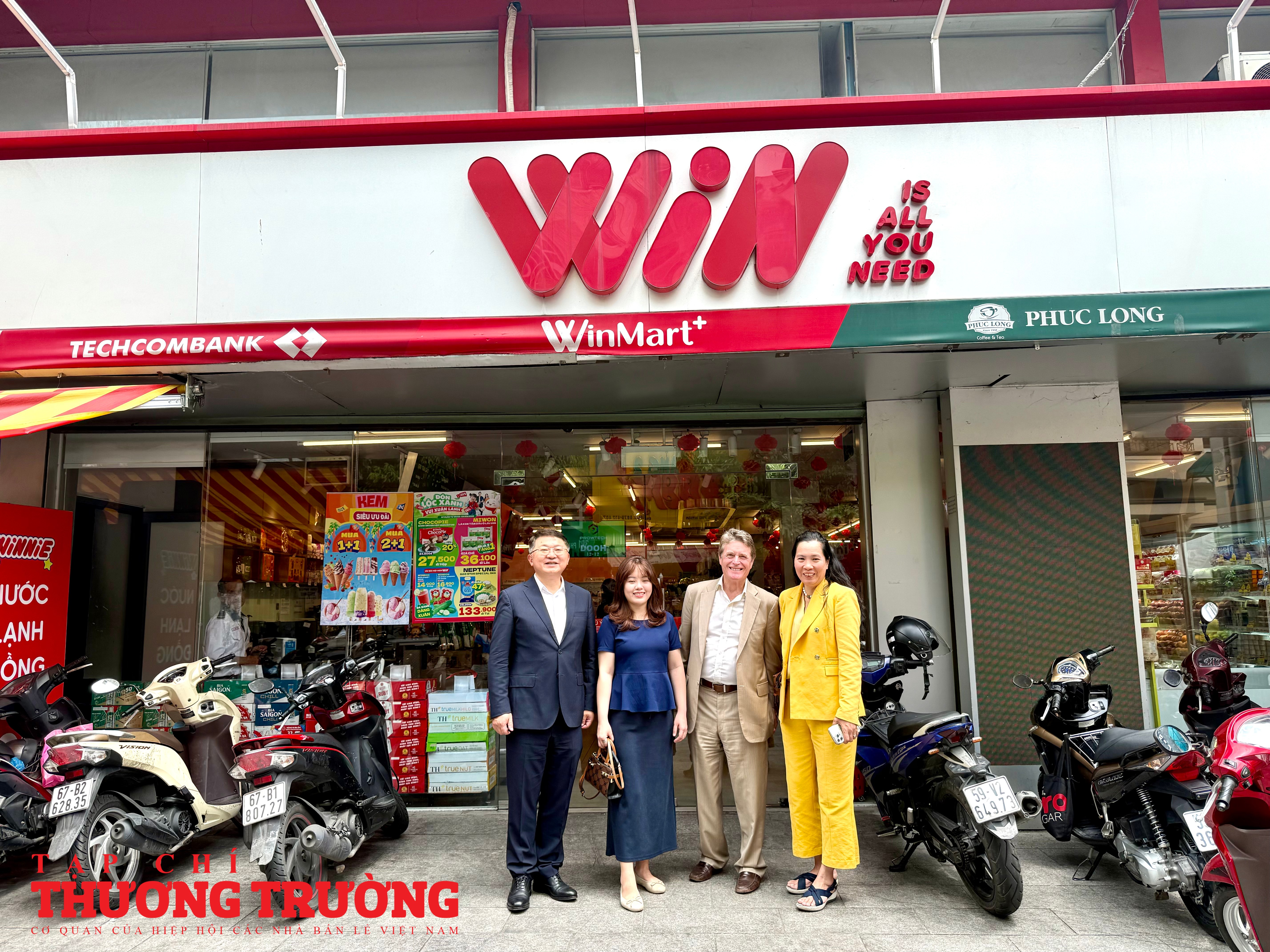 Đoàn NACS và AVR khảo sát thực tế hệ thống WinMart tìm hiểu xu hướng bán lẻ hiện đại tại TPHCM