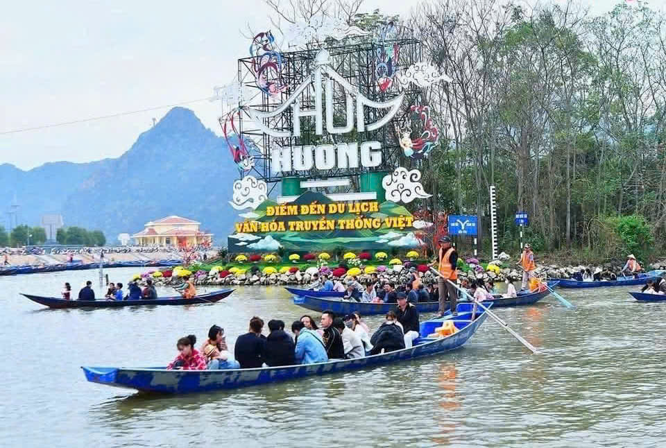 Suối Yến và nỗi lo mất nhịp chèo tay