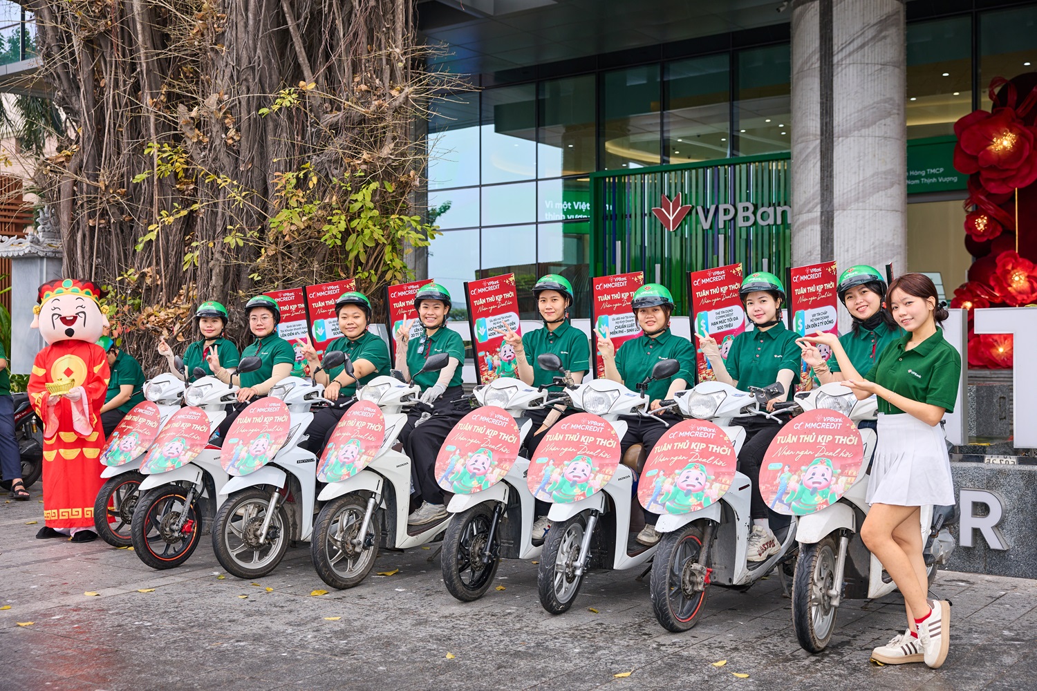 VPBank ra quân toàn quốc hỗ trợ hộ kinh doanh chuẩn hóa tài khoản theo Thông tư 25