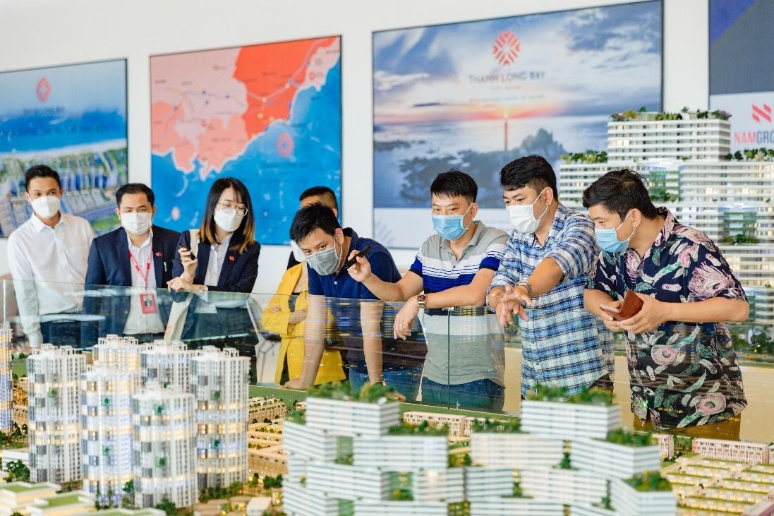 Lãi suất đảo chiều, người vay mắc kẹt với giấc mơ an cư