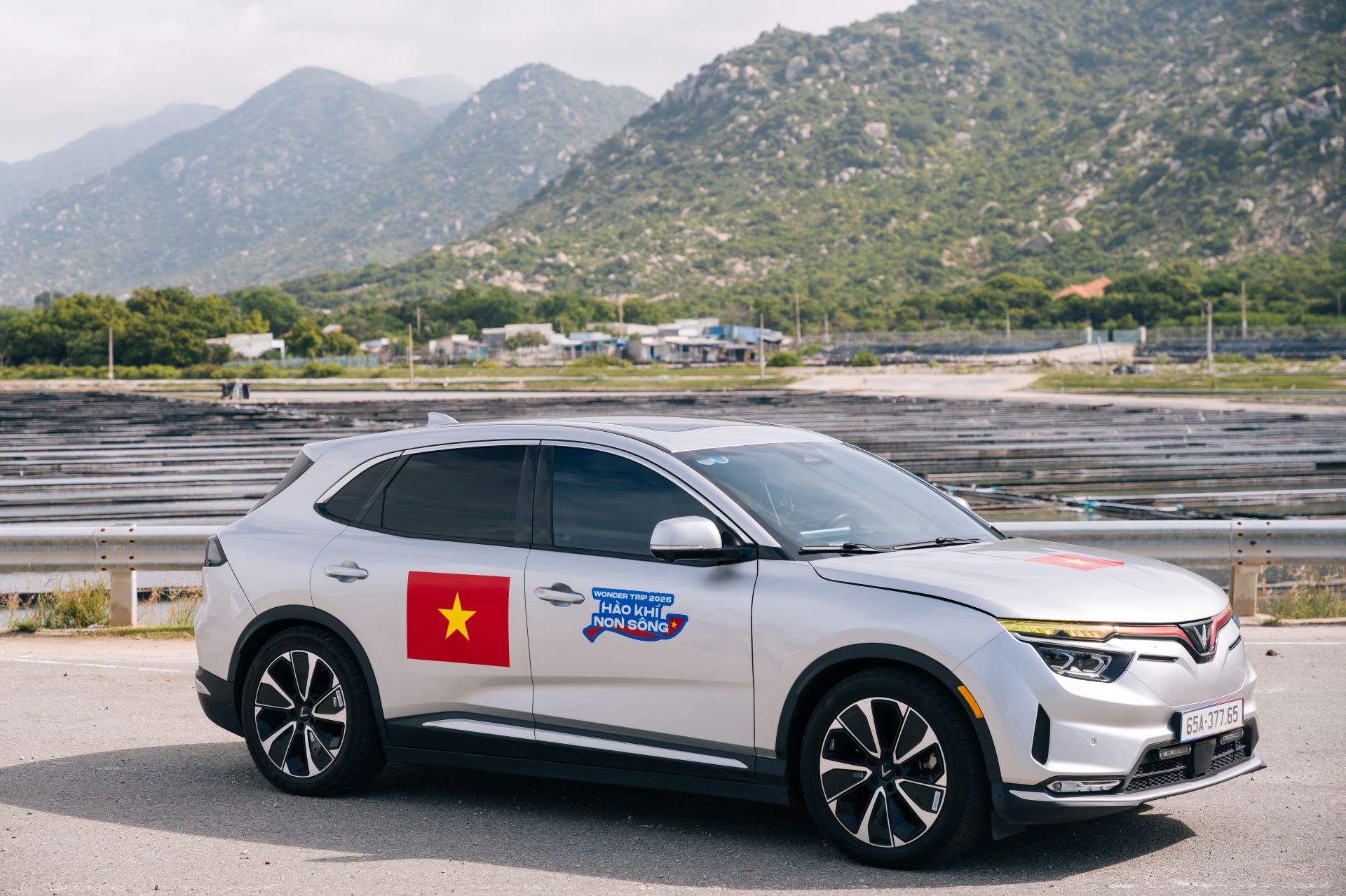 Mẫu xe gia đình nào có trang bị an toàn tốt nhất hiện nay