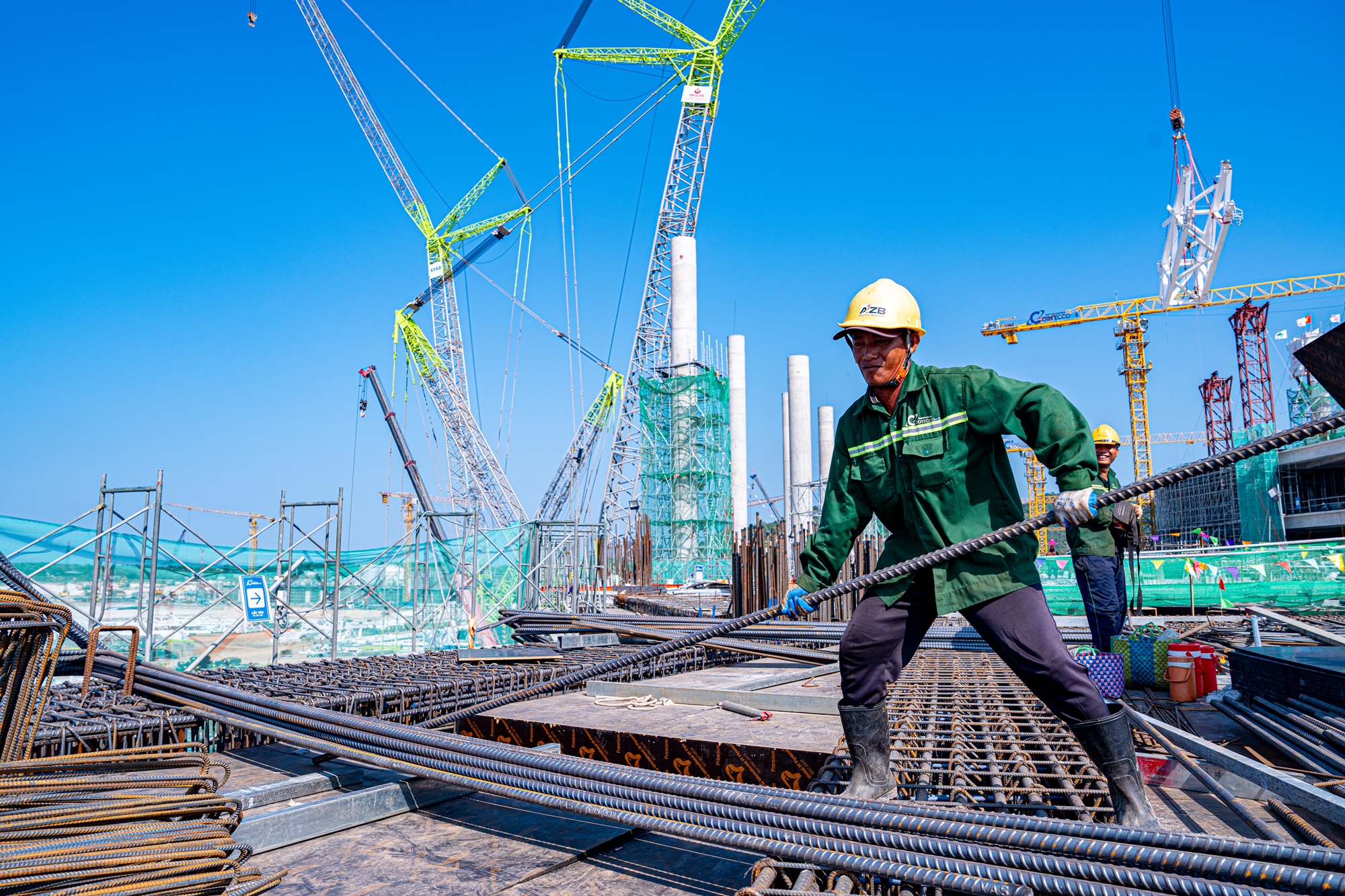 “Đua” tiến độ trước mùa mưa Công trình phục vụ APEC 2027 chờ gỡ vướng