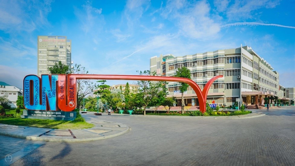 Chỉ trong 2 ngày, 5 gói chỉ định thầu tại Trường Đại học Quy Nhơn đều "gọi tên" một doanh nghiệp