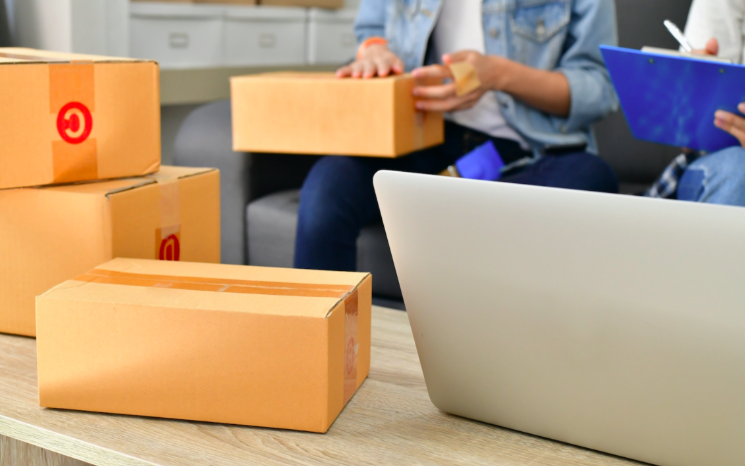 Tự làm logistics: “Con gà đẻ trứng vàng” hay canh bạc tốn vốn của các sàn TMĐT?