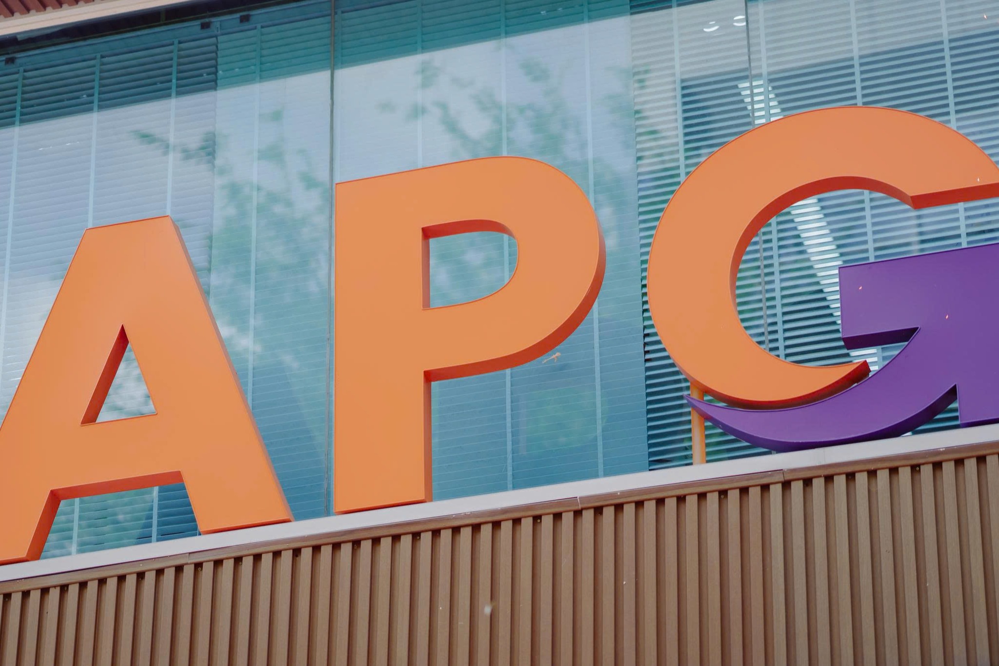 Vi phạm công bố thông tin trái phiếu, Chứng khoán APG bị phạt 92,5 triệu đồng