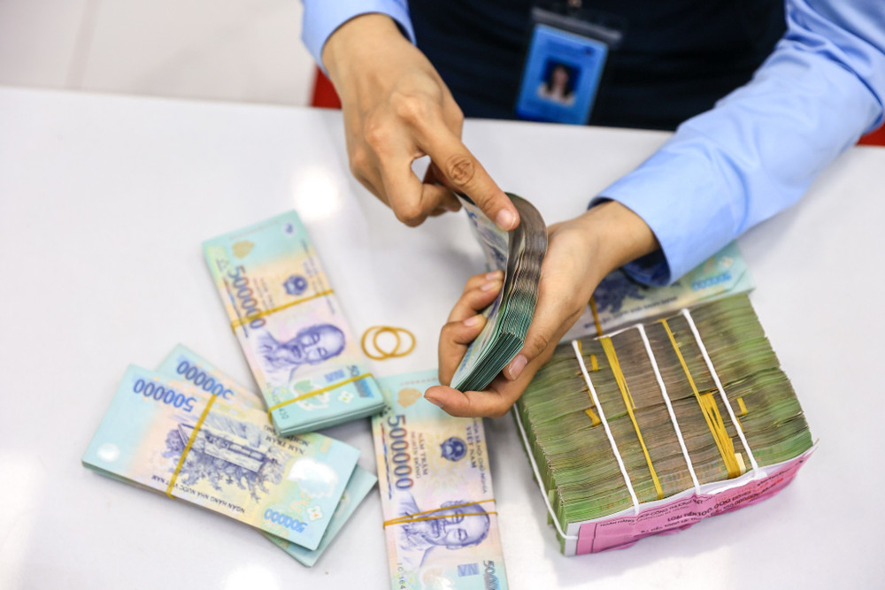 Ngân hàng đồng loạt giảm lãi suất sau chỉ đạo của Ngân hàng Nhà nước