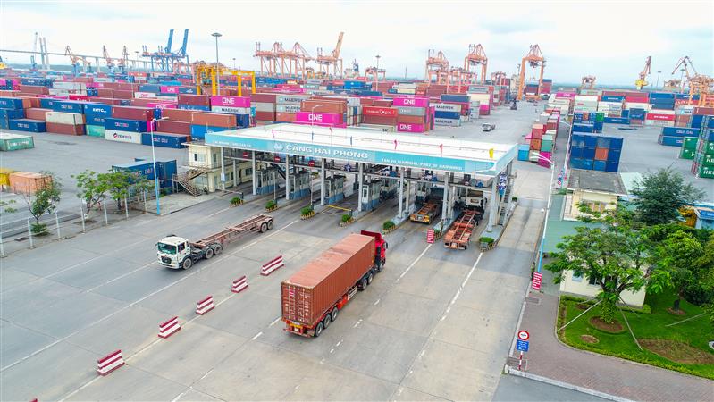 Cảng Hải Phòng (PHP) đặt mục tiêu lợi nhuận 2026 tăng 21%, hướng tới kỷ lục mới