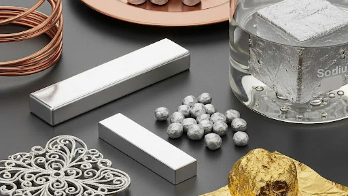 Giá kim loại hôm nay 214 Vàng giảm mạnh trong nước, bạc điều chỉnh, thép và quặng sắt tiếp đà tăng