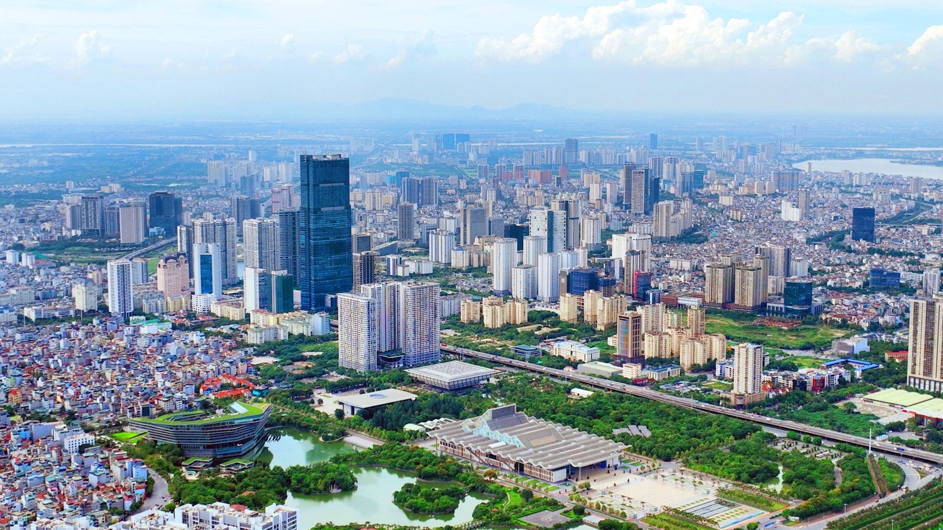 Thông qua Luật Thủ đô sửa đổi, tạo cơ chế vượt trội cho Hà Nội