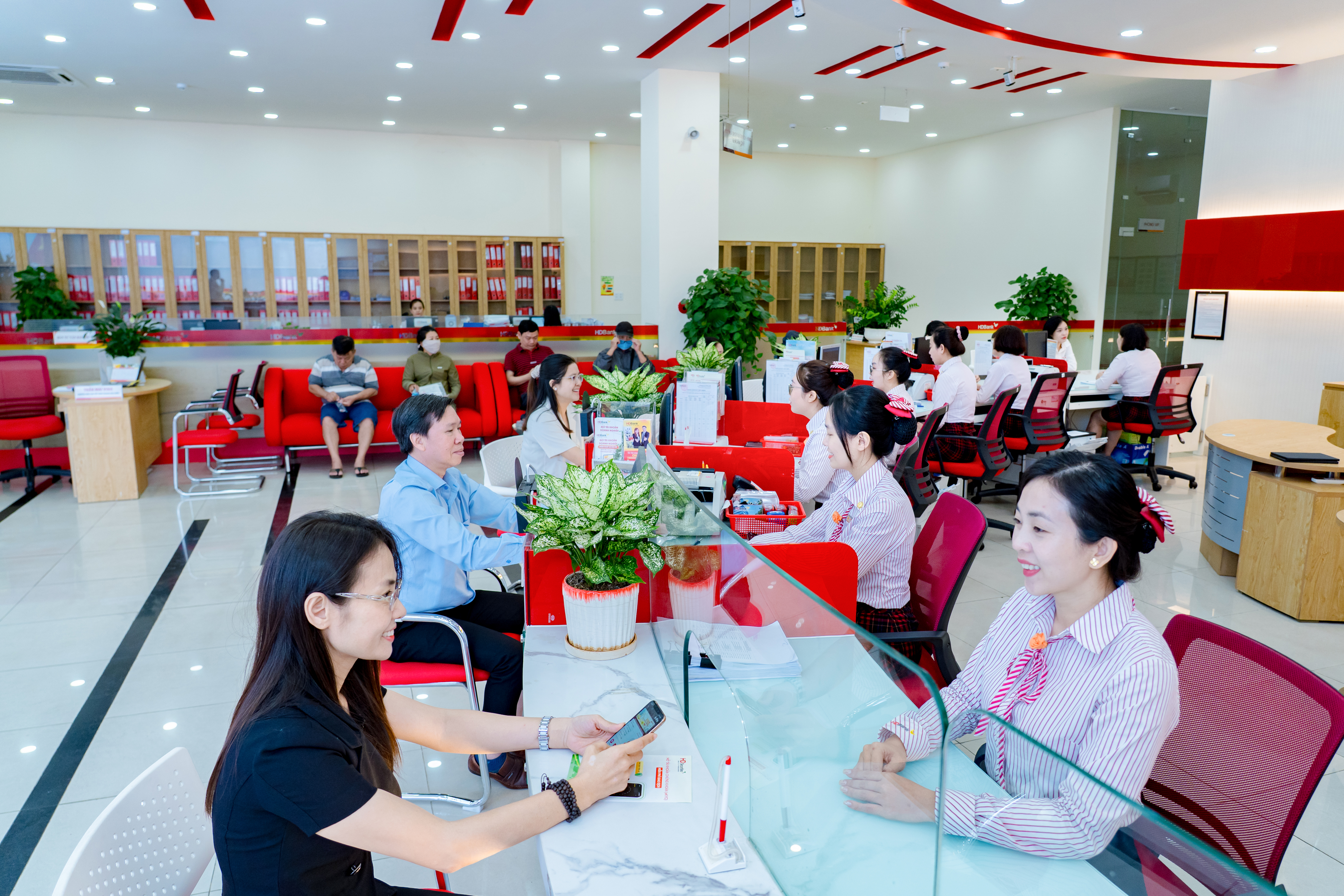 HDBank tung gói tín dụng “SME Linh hoạt” Cho vay đến 100% tài sản bảo đảm, kích hoạt gói ưu đãi lãi suất, với quy mô 30.000 tỷ đồng