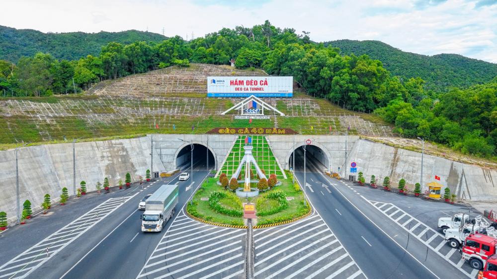 Đèo Cả (HHV) đã giải ngân hơn 335 tỷ đồng từ đợt phát hành riêng lẻ, lãi quý I/2026 tăng gần 26%