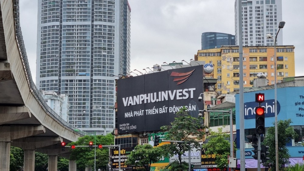 8 lần Văn Phú Invest (VPI) phải cầm cổ phiếu lãnh đạo đi vay trái phiếu, bài toán đáo hạn ngày càng thêm khó