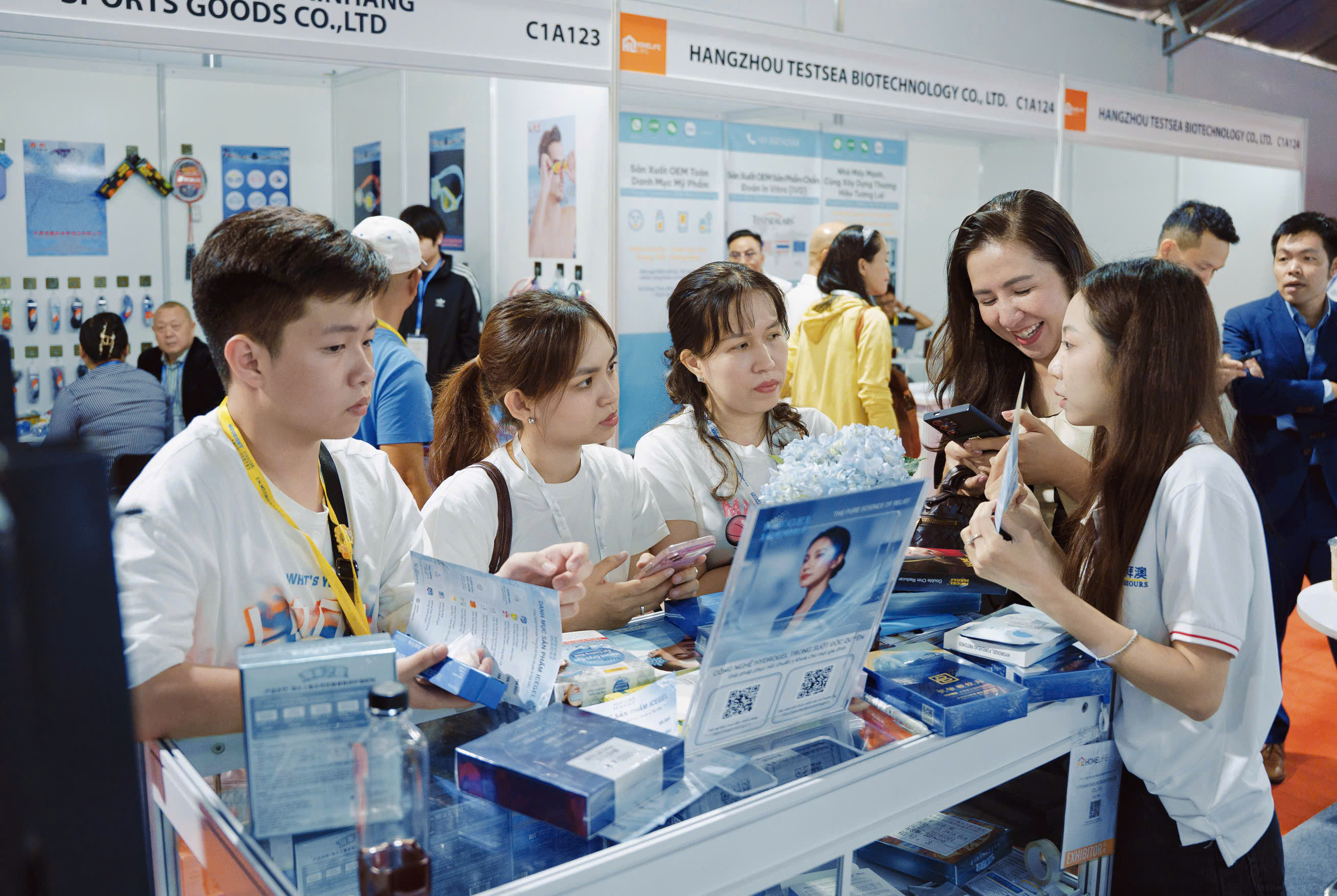 Triển lãm China Homelife Vietnam 2026 thu hút người tiêu dùng với nhiều sản phẩm chăm sóc sức khỏe