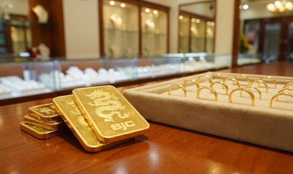 Giá vàng giảm sâu, nhiều nhà đầu tư ôm lỗ tới 7 triệu đồnglượng