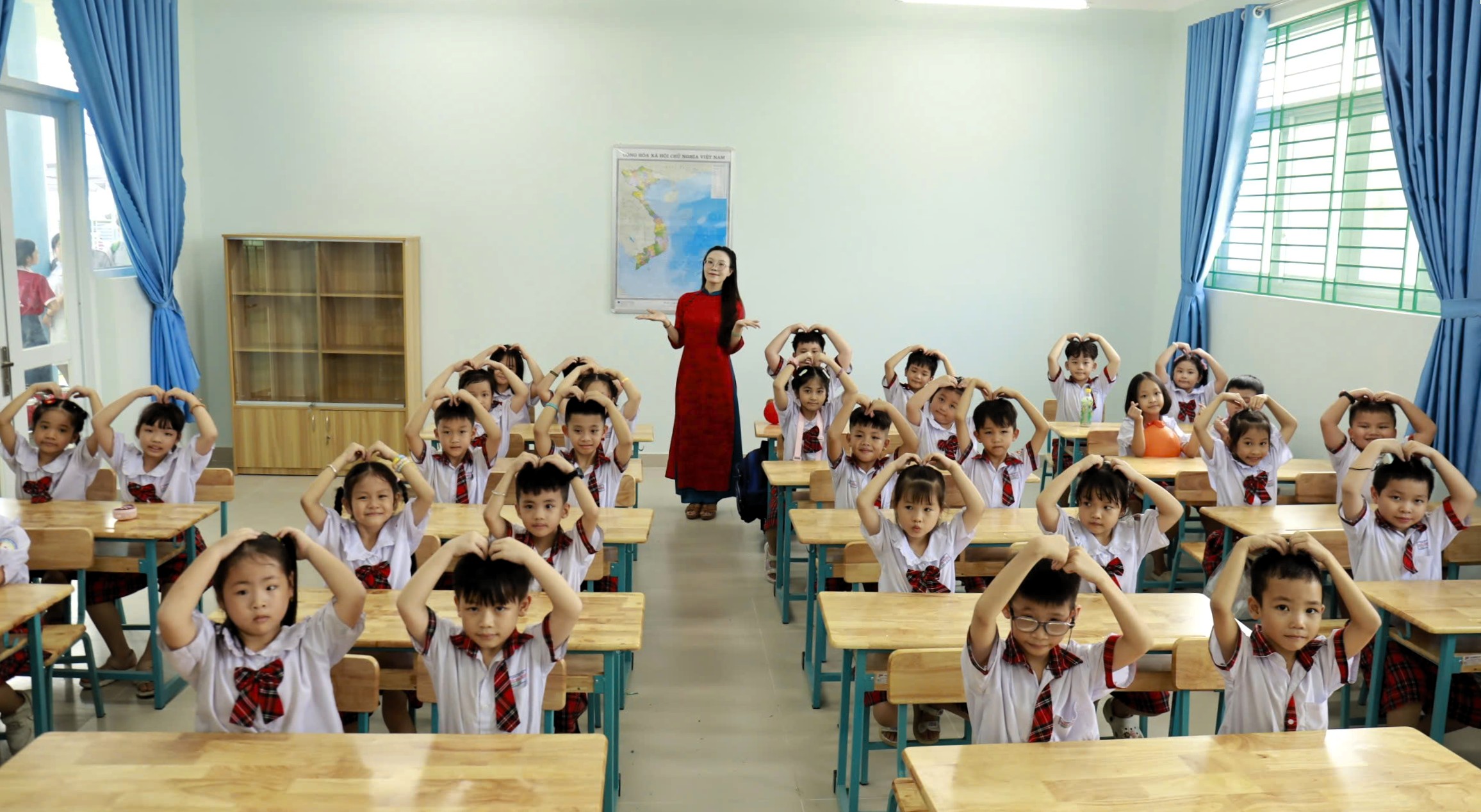 TP.HCM phát động cao điểm 100 ngày hoàn thành 1.000 phòng học mới