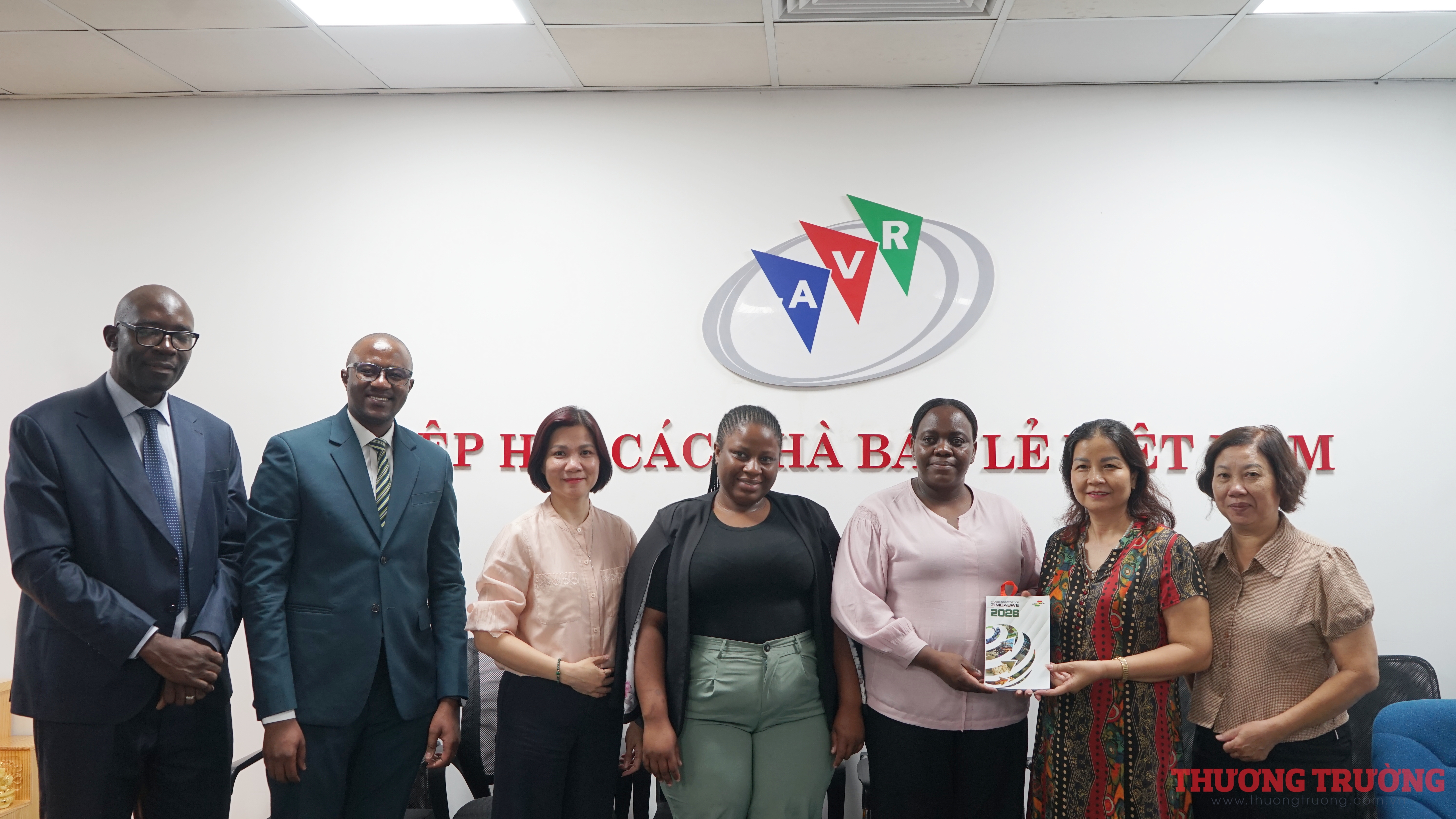 Thúc đẩy hợp tác Việt Nam - Zimbabwe: Mở rộng cánh cửa cho nông sản và nguyên liệu dệt may