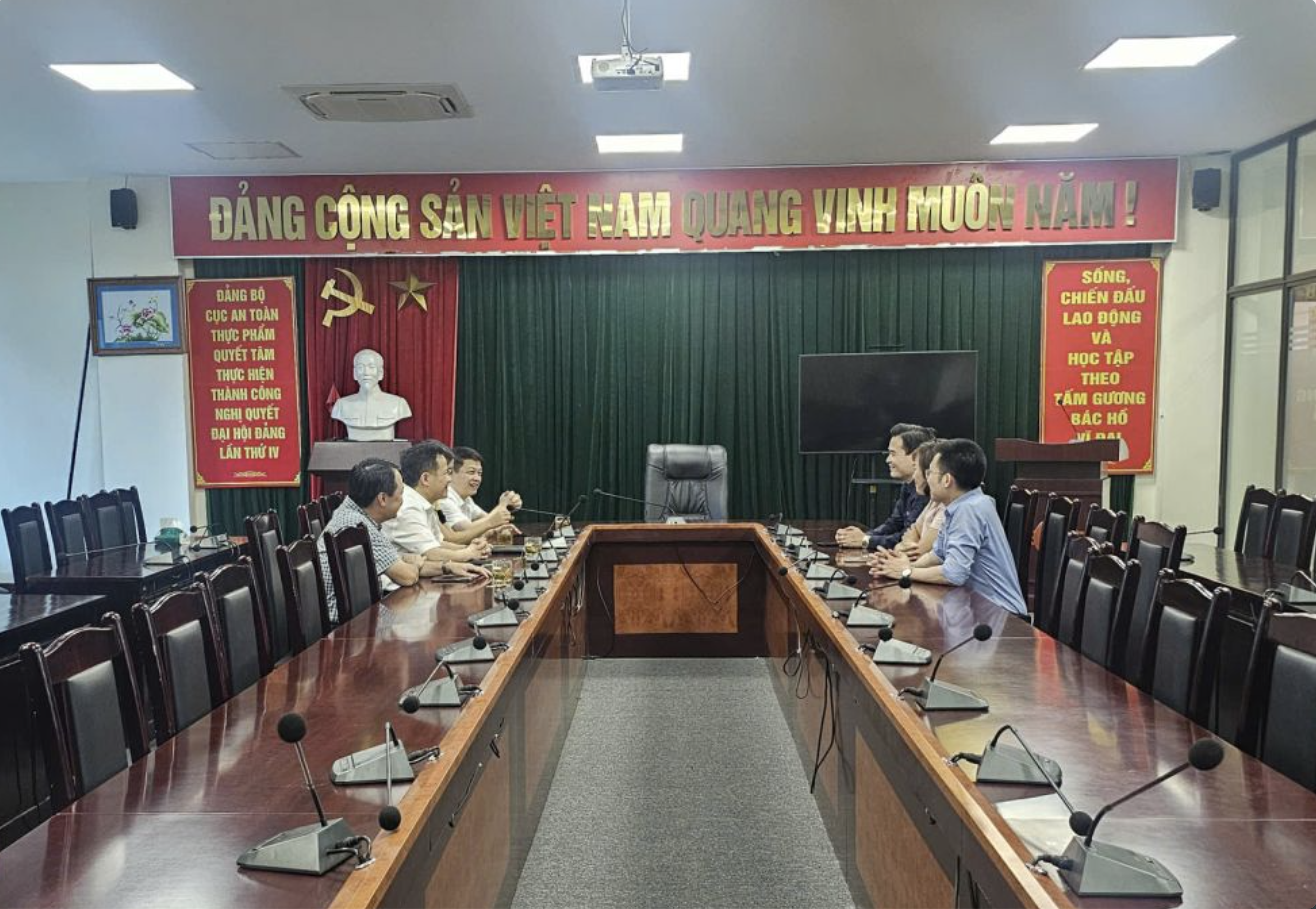 Cục An toàn thực phẩm Đẩy mạnh hợp tác đào tạo và truyền thông vì sức khỏe cộng đồng