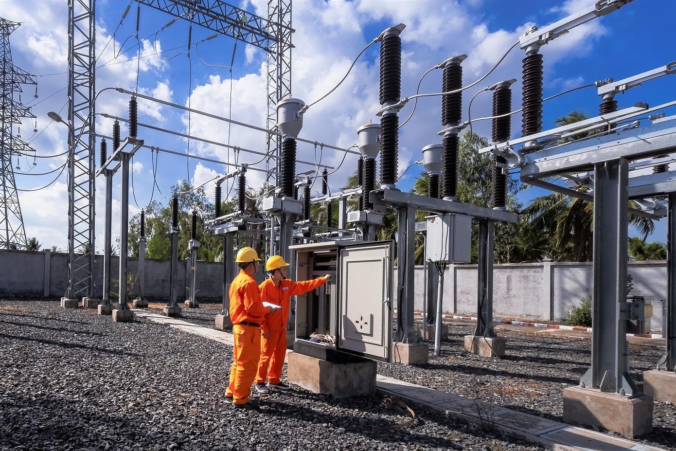 Tiêu thụ điện tại TP HCM liên tiếp lập đỉnh mới giữa cao điểm nắng nóng