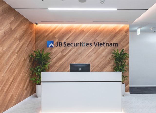 Chứng Khoán JB Việt Nam (JBSV) bị xử phạt vì không báo cáo nhiều giao dịch tín dụng