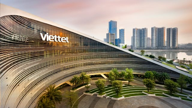 Viettel Global (VGI) rót 560 triệu USD đầu tư viễn thông tại Dominica