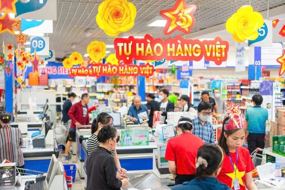 Phát triển thị trường trong nước thành điểm tựa quan trọng cho tăng trưởng
