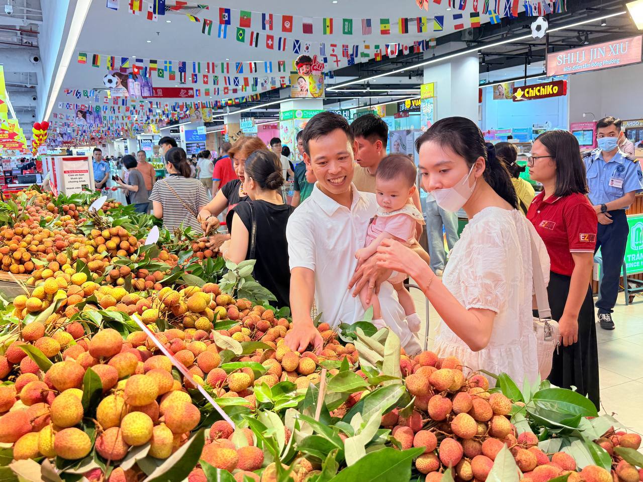 Central Retail đẩy mạnh tiêu thụ vải thiều Bắc Ninh qua hệ thống bán lẻ toàn quốc