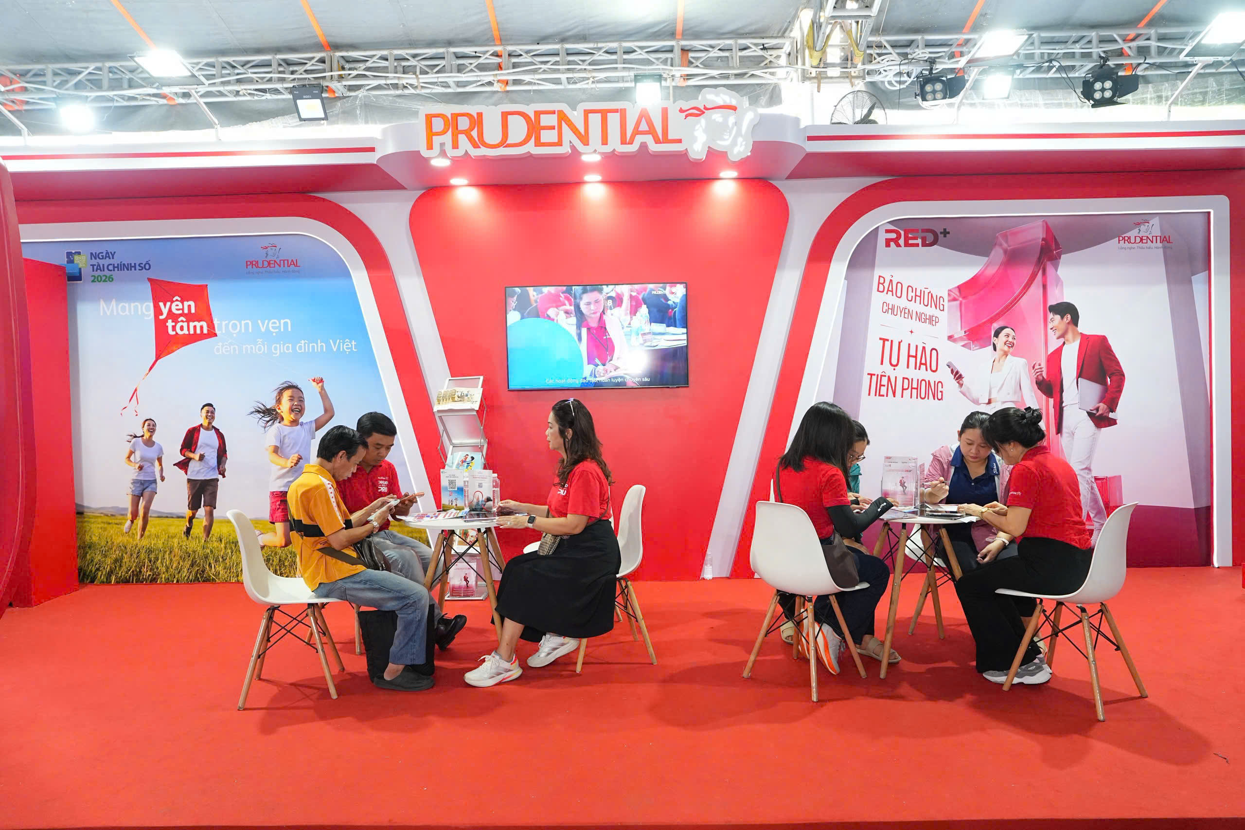 Prudential Việt Nam đồng hành cùng Ngày Tài chính số 2026 Góp phần thúc đẩy năng lực an sinh tài chính cho người Việt