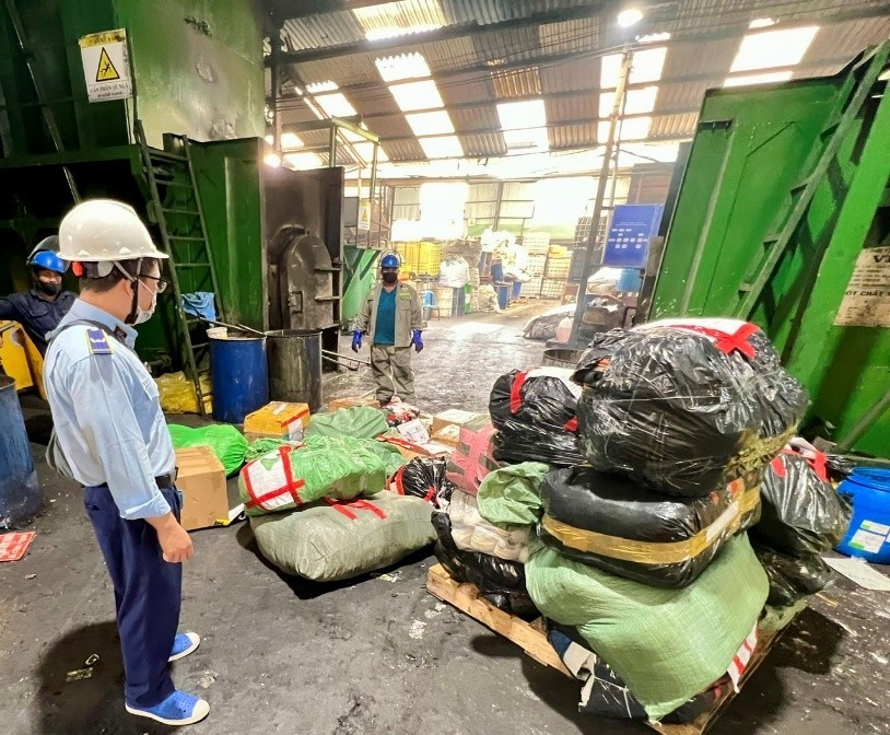 TP.HCM tiêu hủy hơn 1.883 đơn vị sản phẩm tang vật vi phạm hành chính