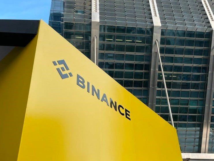 Vướng pháp lý tại Châu Âu, Binance phải đóng cửa hàng loạt sàn giao dịch