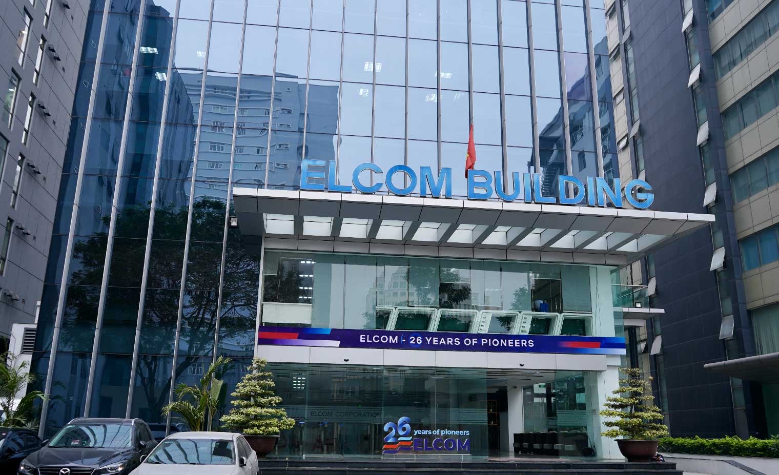 Ba lãnh đạo Elcom (ELC) đồng loạt đăng ký bán 1,2 triệu cổ phiếu khi thị giá lao dốc 38% từ đỉnh