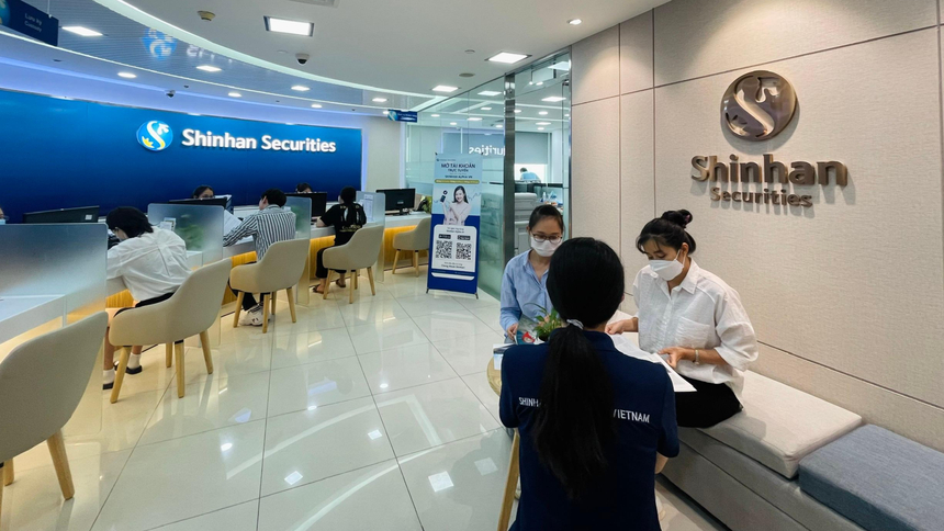 FSS vào cuộc thanh tra Shinhan Securities sai phạm về bán trái phiếu JTBC