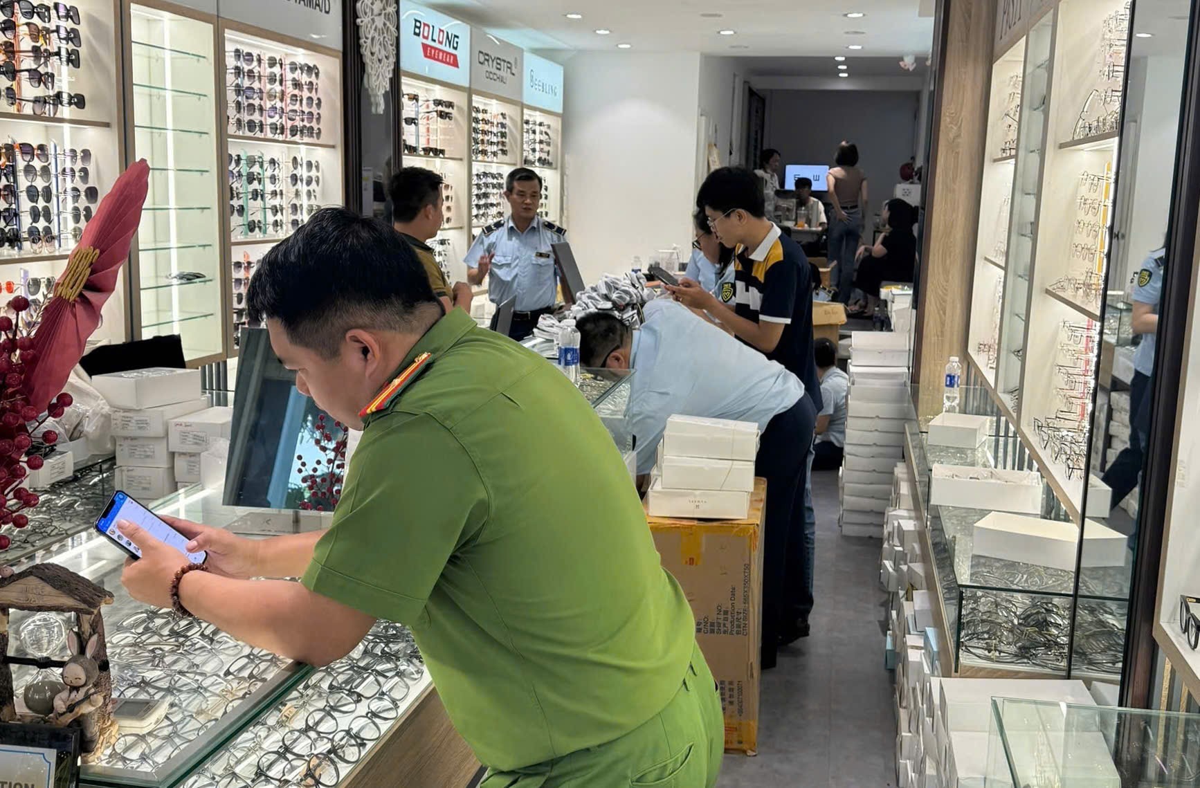 TP.HCM xử lý nghiêm các hành vi gian lận thương mại, hàng giả