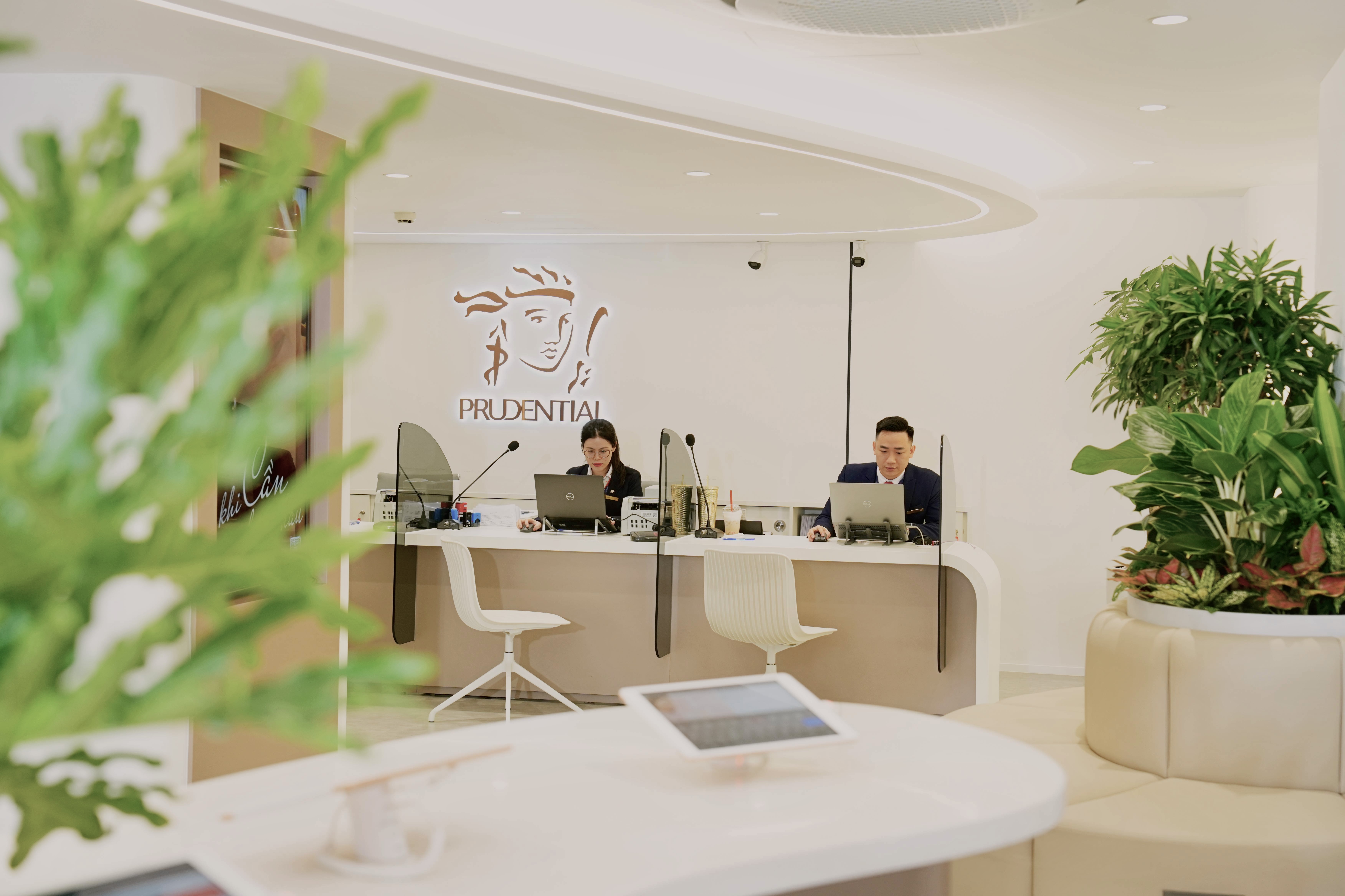 Prudential chi trả nhanh cho khách hàng gặp nạn trong mưa lũ tại Lai Châu