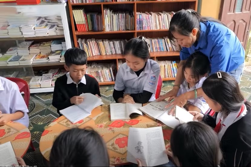 Người phụ nữ khiếm thị và “dự án khởi nghiệp” cấy sinh kế cho người yếu thế