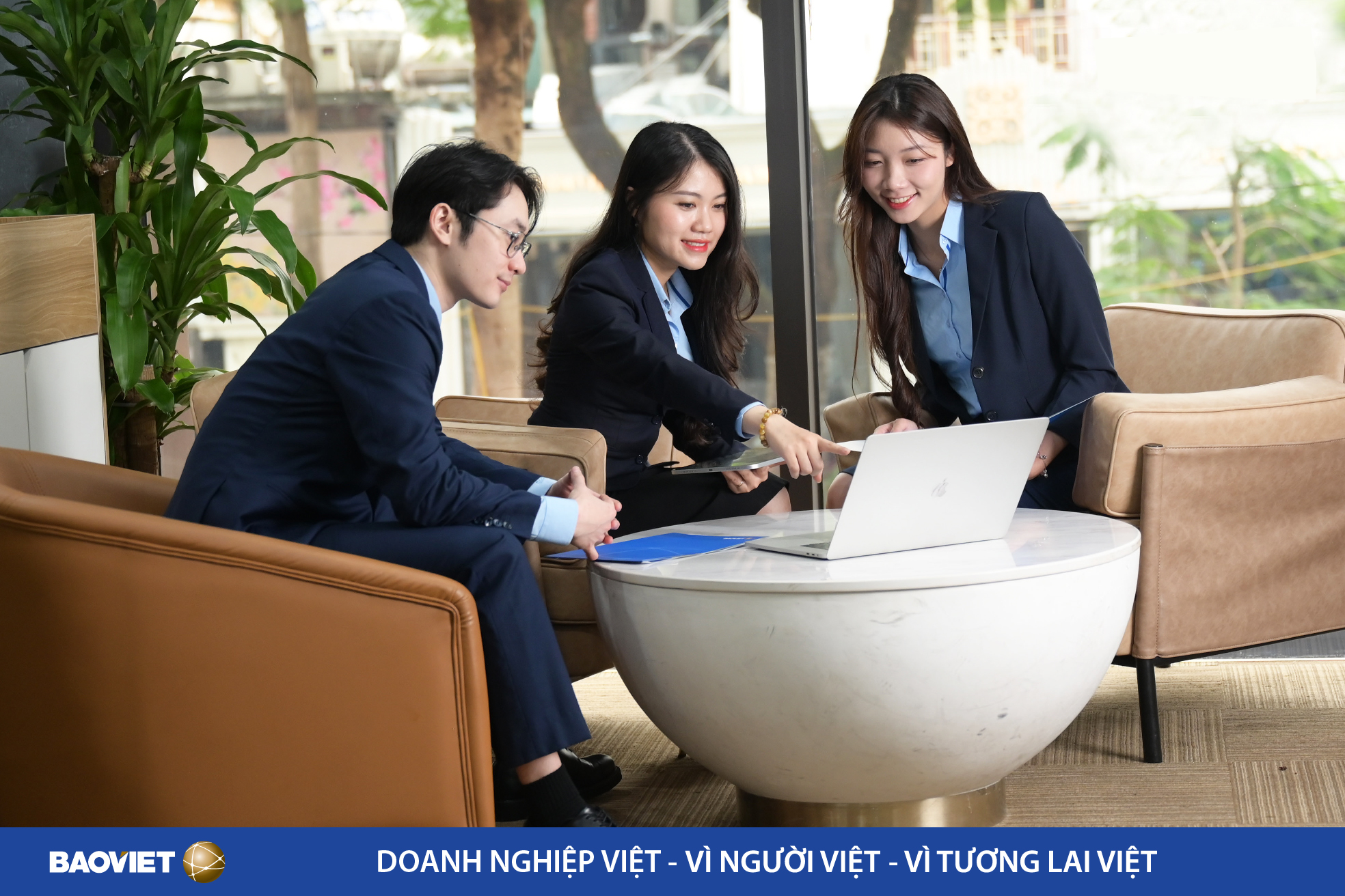 Tập đoàn Bảo Việt (BVH) Tổng doanh thu hợp nhất 6 tháng đầu năm 2026 đạt hơn 32.000 tỷ đồng, tăng trưởng 9,2%