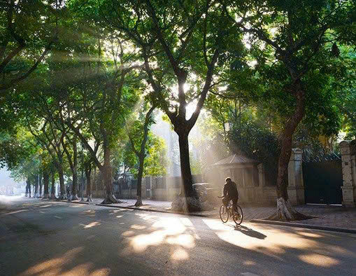 Thời tiết hôm nay 98 Bắc Bộ nắng nóng, Nam Bộ chiều tối có mưa dông