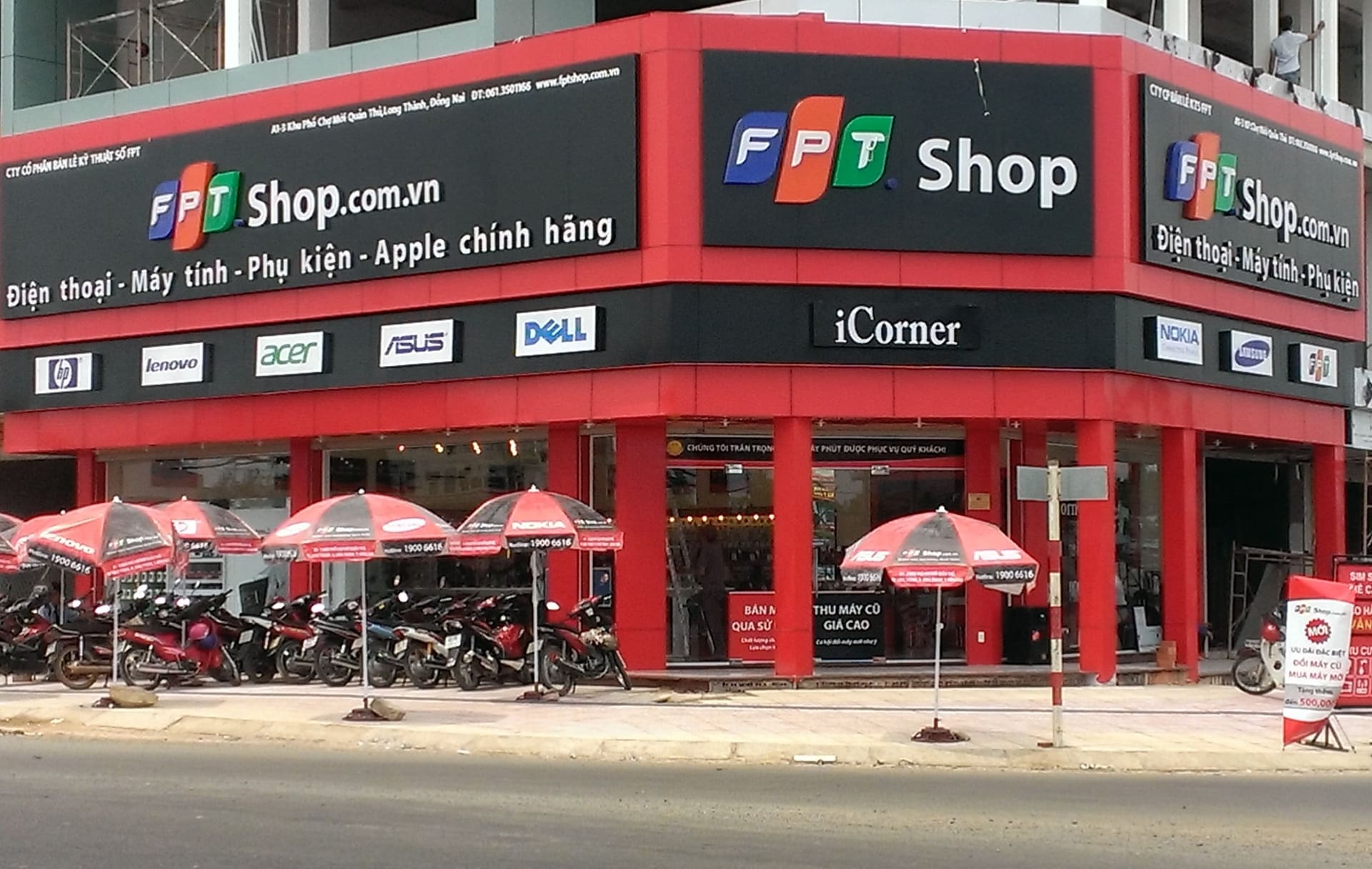 Mùa tựu trường, điểm thi trở thành ‘phiếu giảm giá’ mua laptop