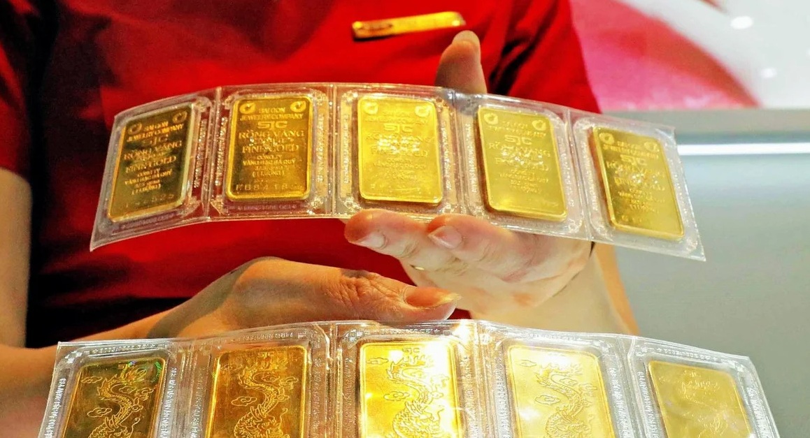 Lần đầu giá vàng trong nước ngang với thế giới