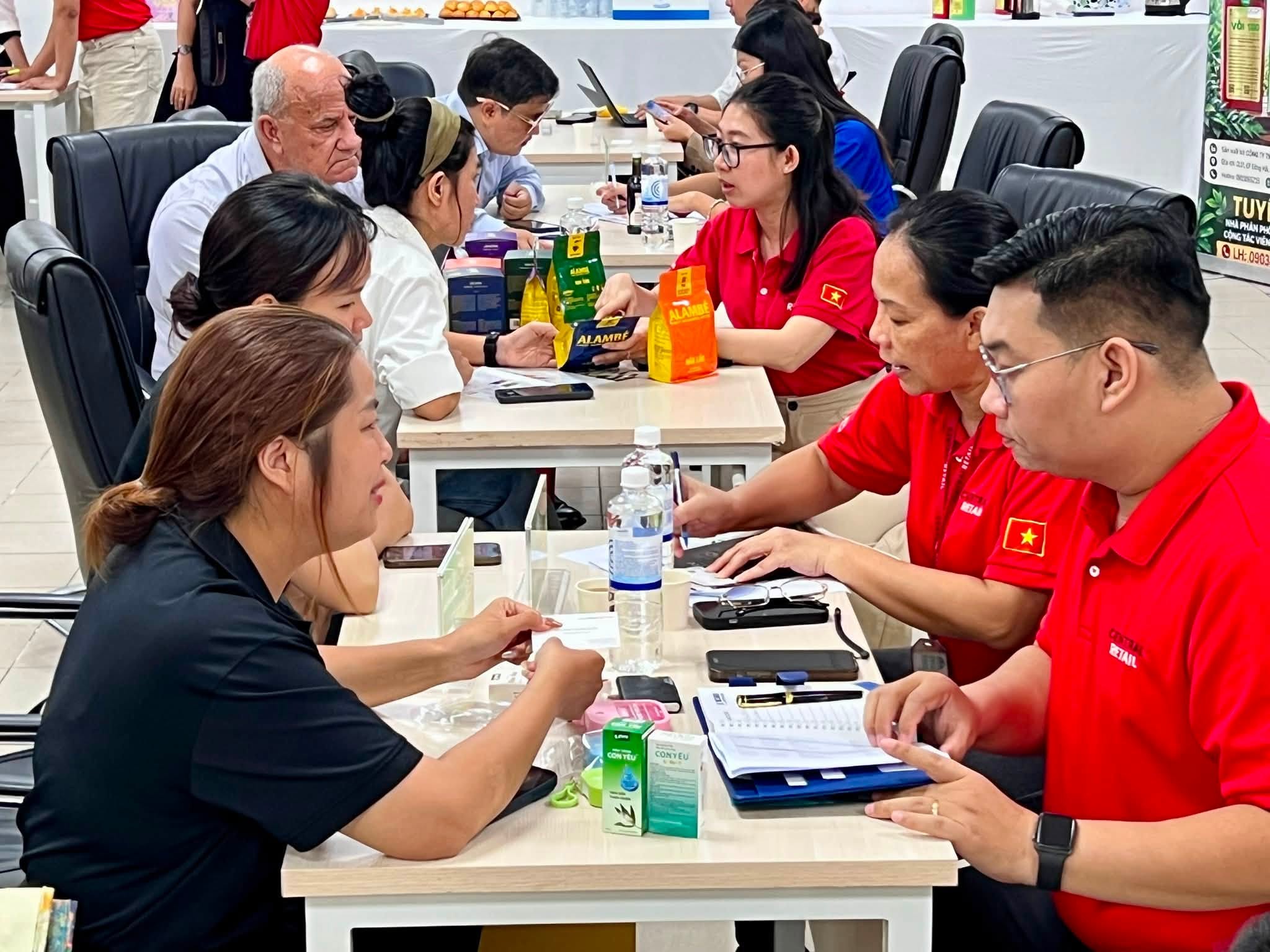 TP Hồ Chí Minh Kết nối hệ thống phân phối hiện đại, mở rộng đầu ra cho sản phẩm Việt