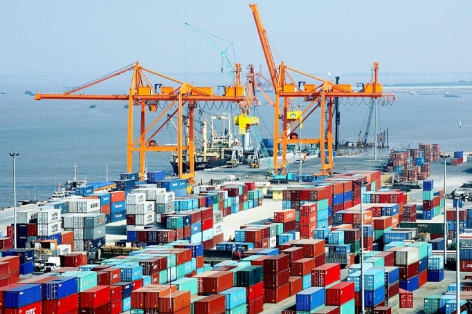 Đẩy mạnh xuất khẩu, kiểm soát nhập siêu, hướng tới phát triển thương mại cân bằng