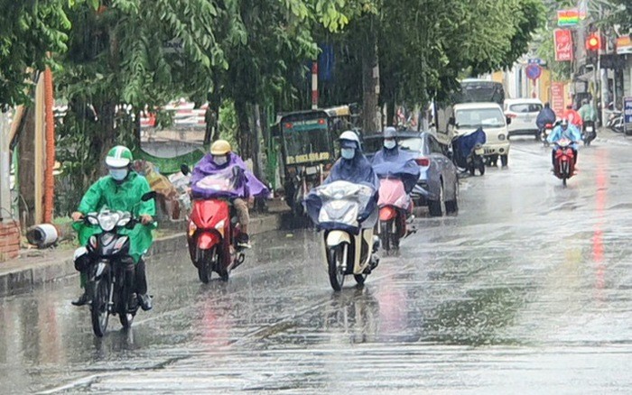 Dự báo thời tiết ngày 24/8: Bắc Bộ mưa lớn, ven biển Quảng Ninh - Hải Phòng gió mạnh