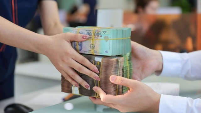 Áp lực giảm lãi vay, ngân hàng giữ NIM bằng cách nào