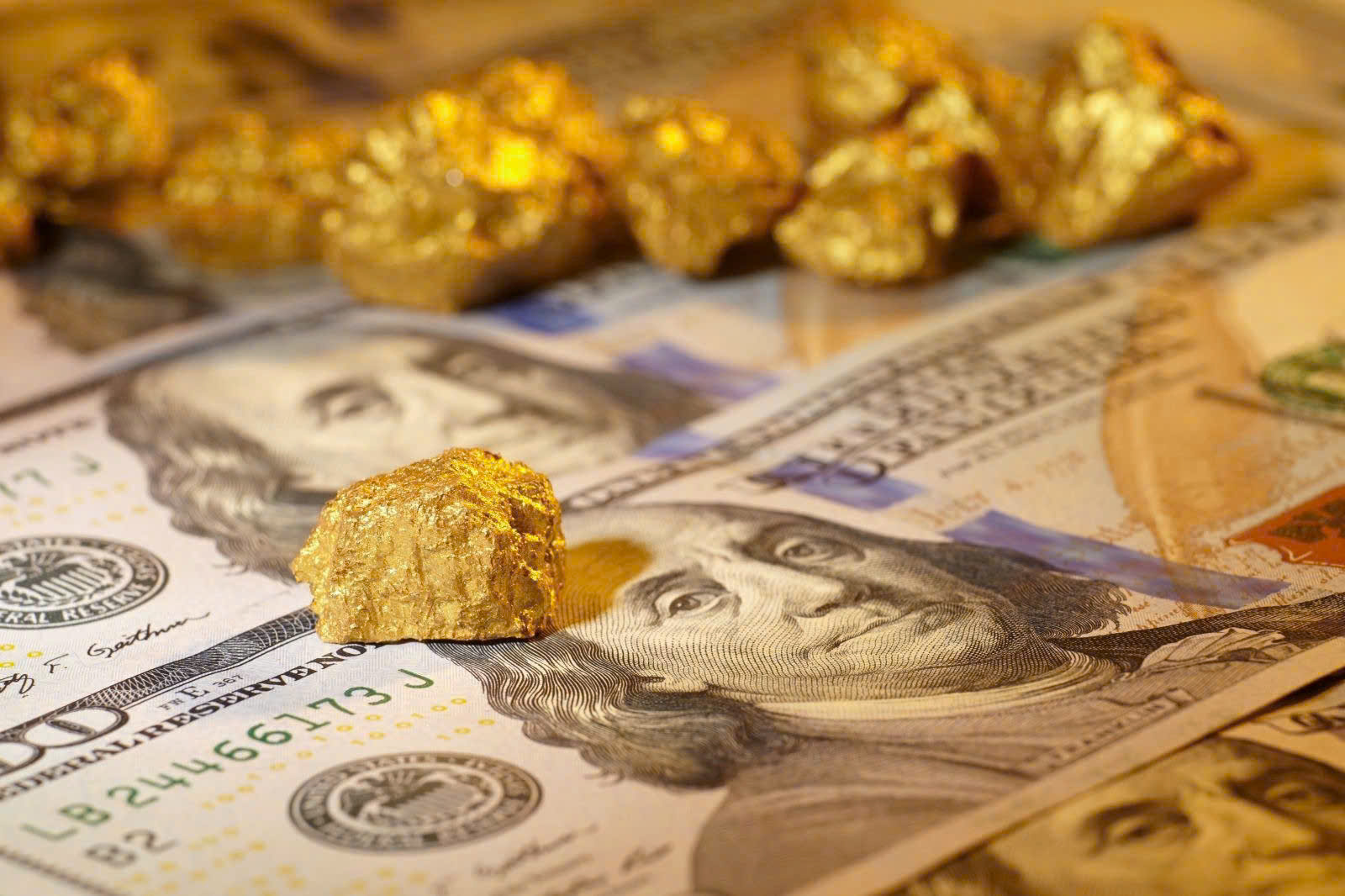 Giá vàng thế giới giảm dưới 4.500 USDounce khi kỳ vọng Fed tăng lãi suất