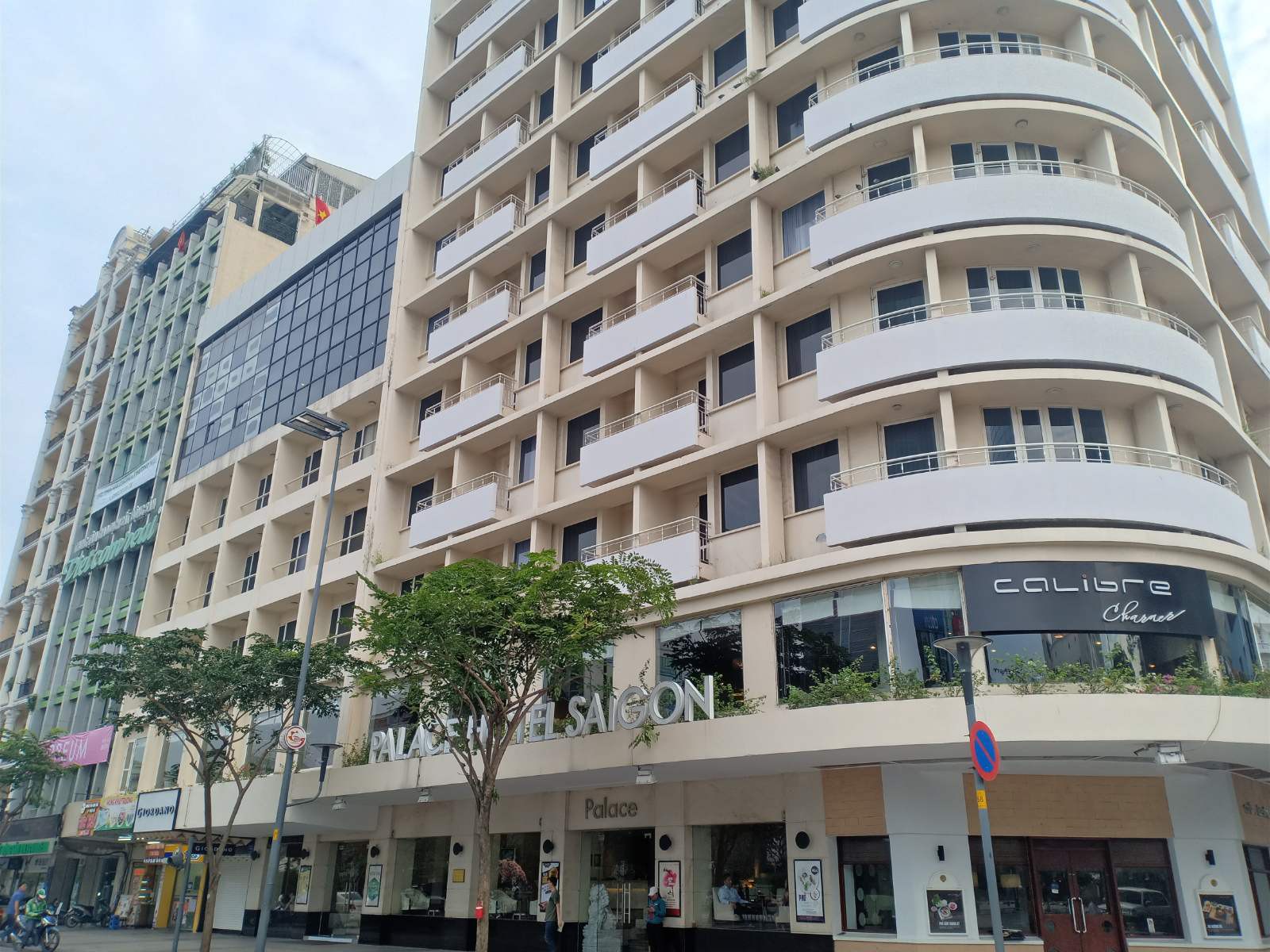 Tài khoản bị phong tỏa, Bông Sen chưa thể trả hơn 3.000 tỷ đồng lãi trái phiếu