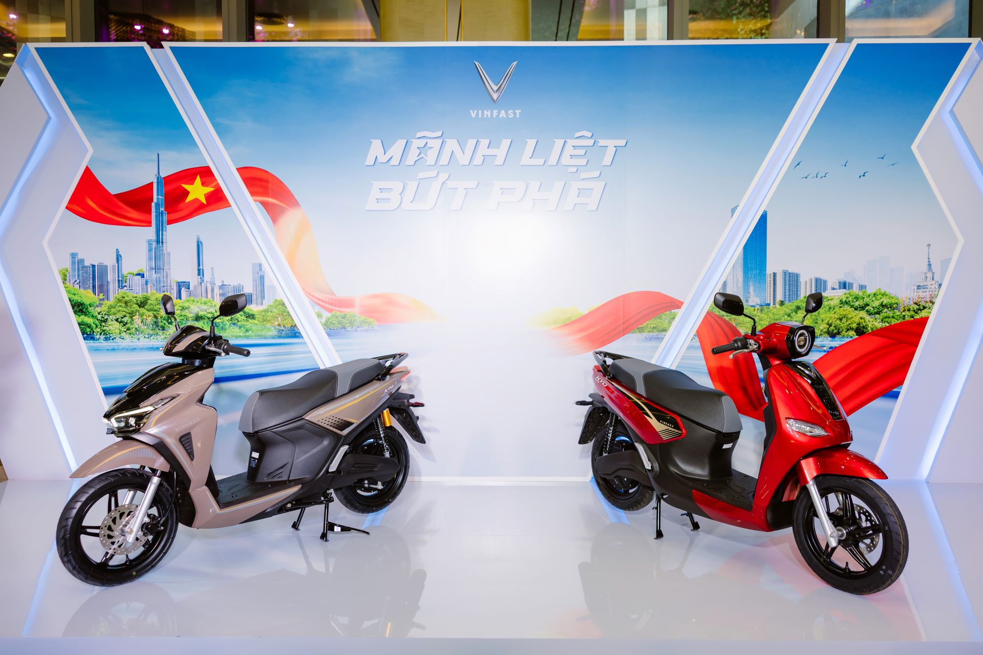 VinFast hỗ trợ đến 3 triệu đồng cho khách hàng chuyển từ xe máy xăng sang xe máy điện